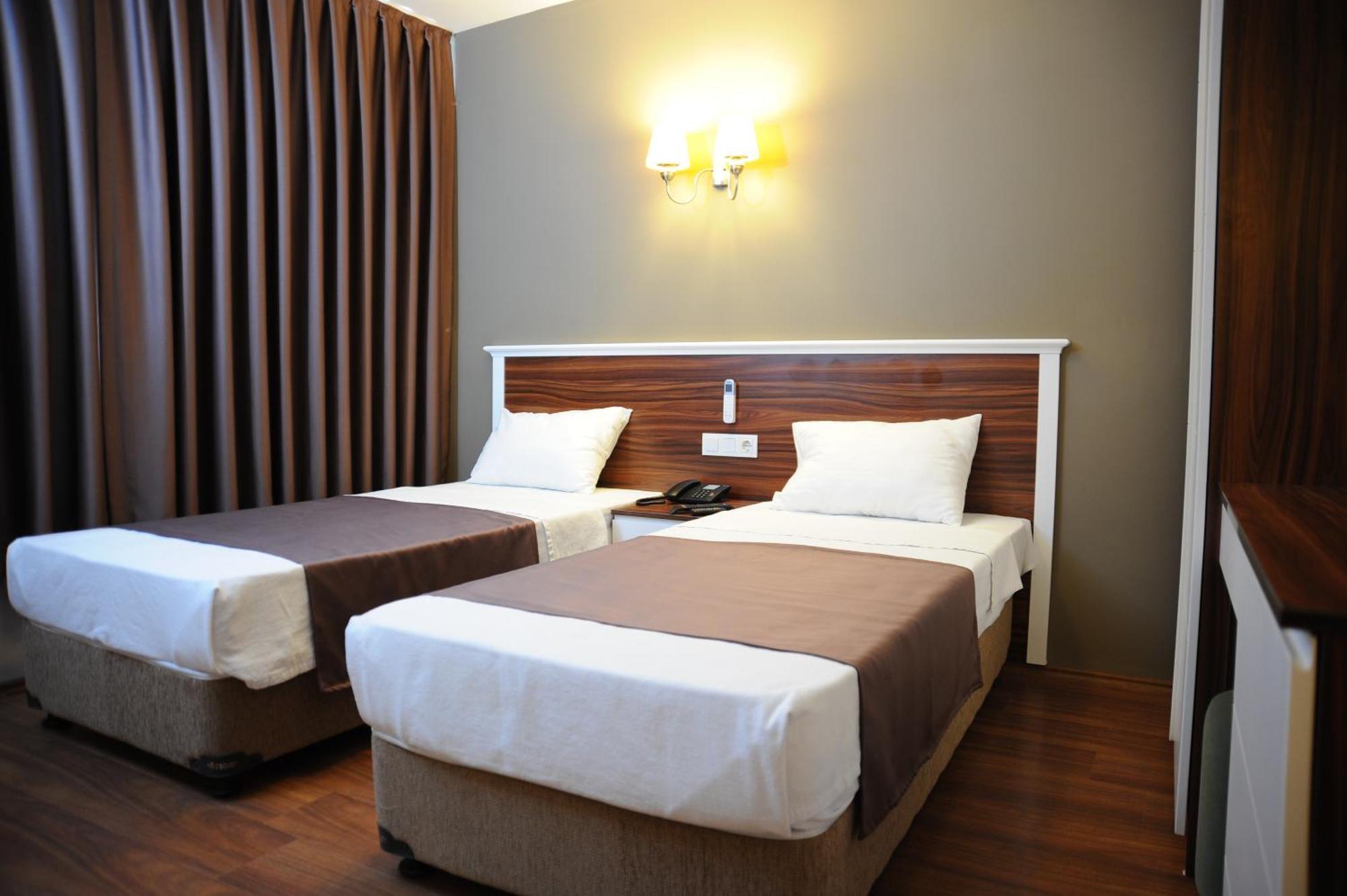Deniz Palace Hotel Истанбул Екстериор снимка