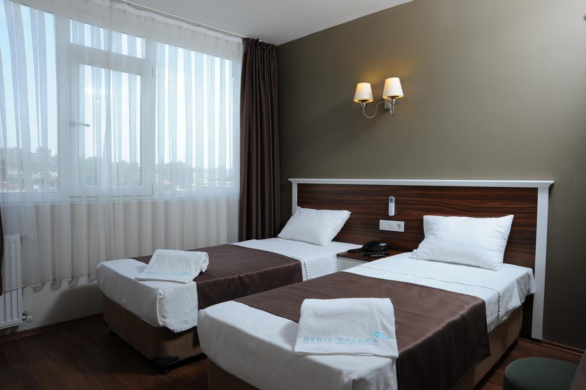 Deniz Palace Hotel Истанбул Екстериор снимка
