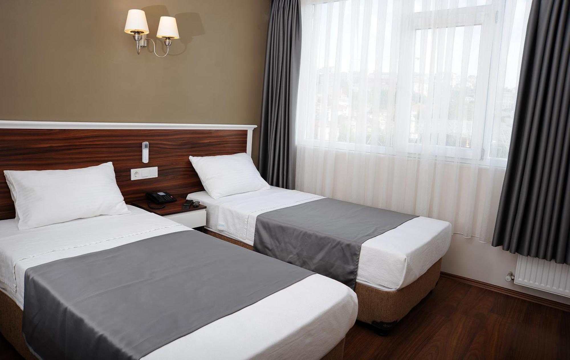 Deniz Palace Hotel Истанбул Екстериор снимка