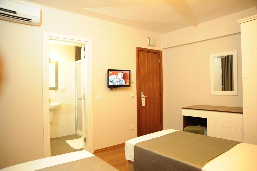 Deniz Palace Hotel Истанбул Екстериор снимка